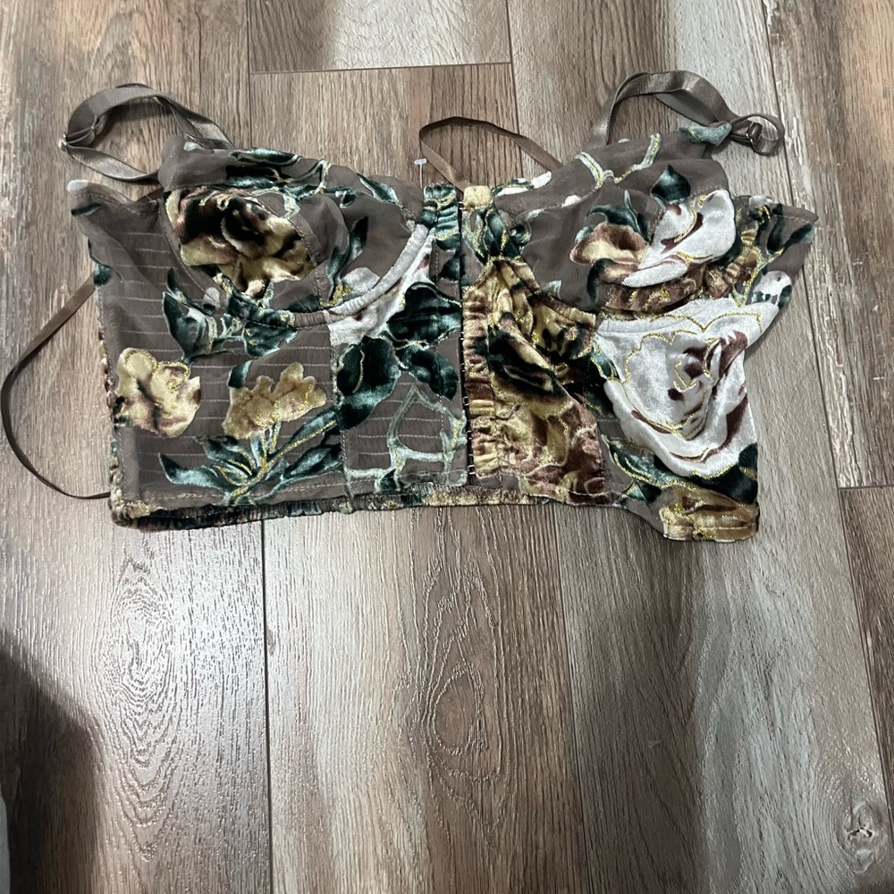 Windsor Store cropped bustier front clasp size small